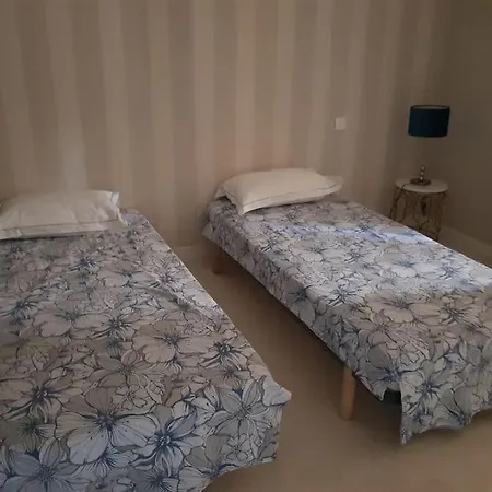 Grande Avec Piscine Villa *